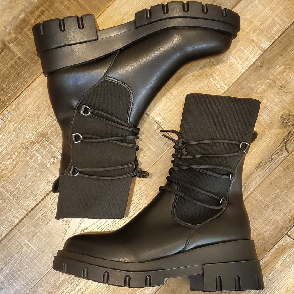Boots - Picture 3 of 4